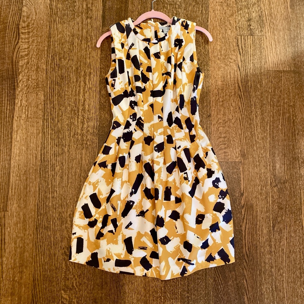 H&M women’s patterned dress